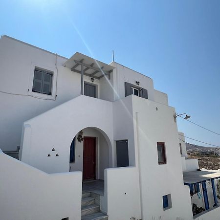Blue House Apartment Naousa  Ngoại thất bức ảnh