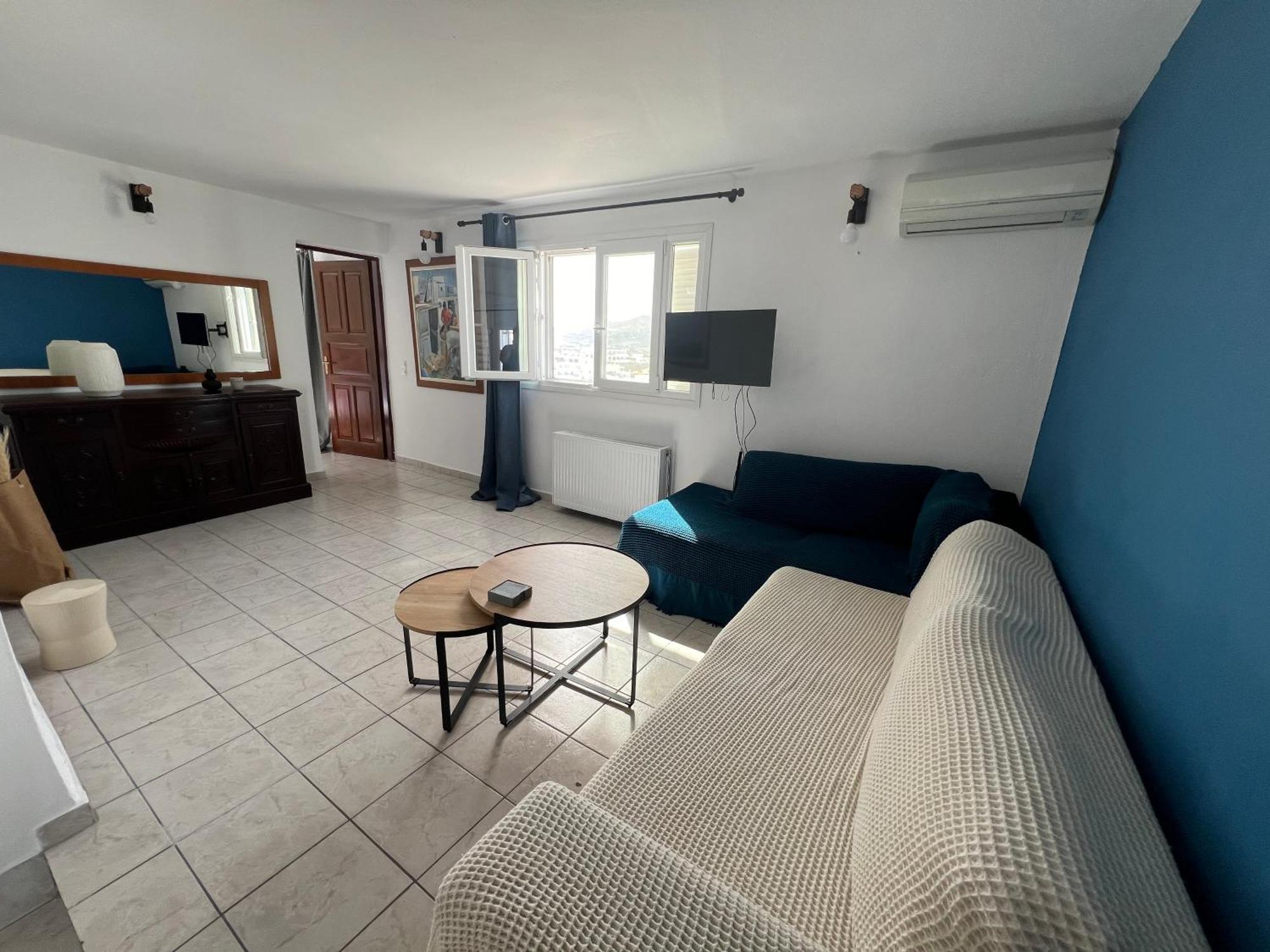 Blue House Apartment Naousa  Ngoại thất bức ảnh
